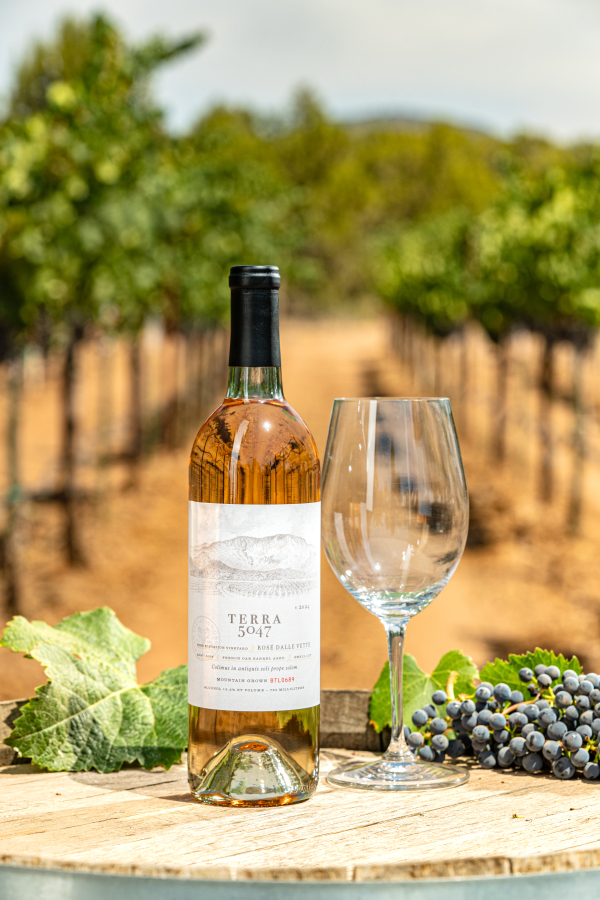 Terra 5047 - Rose Bottle